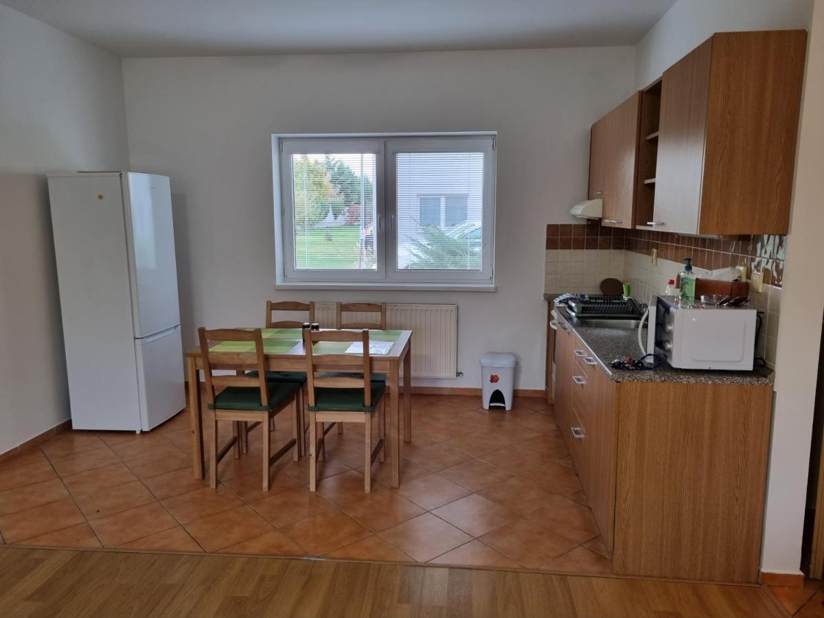 Apartman 501 Biely Kostol Eksteriør bilde